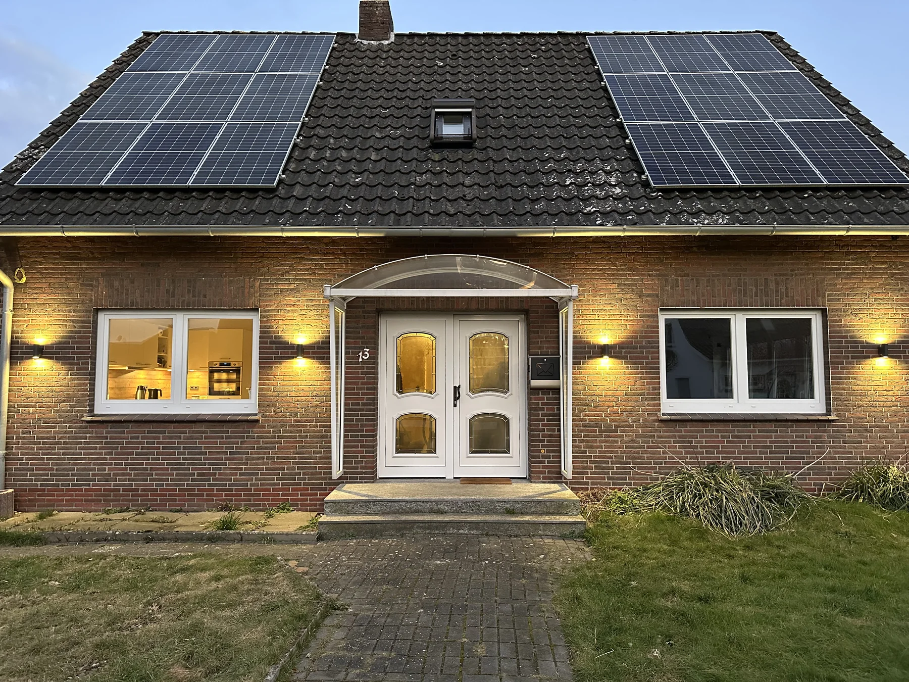 Vorher: Die Ecke am Haus