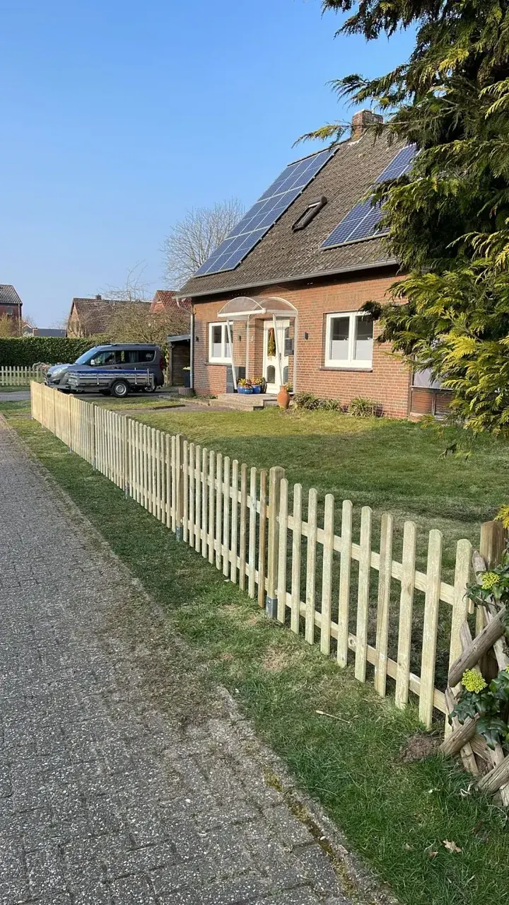 🏡 Rund ums Haus – Der Zaun bekommt seinen neuen Anstrich
