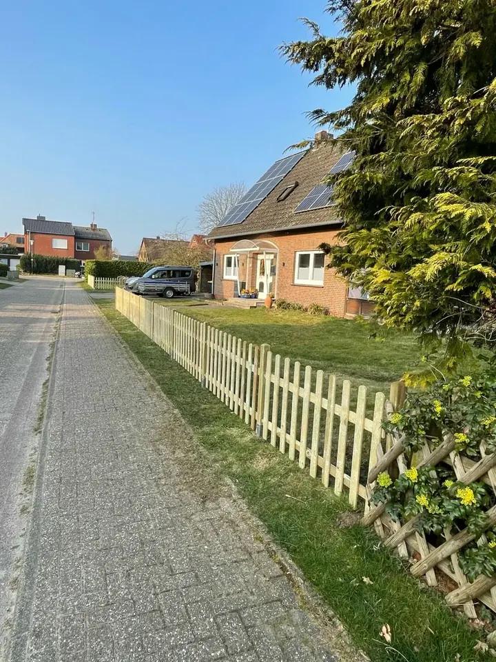 🏡 Rund ums Haus – Der Zaun bekommt seinen neuen Anstrich